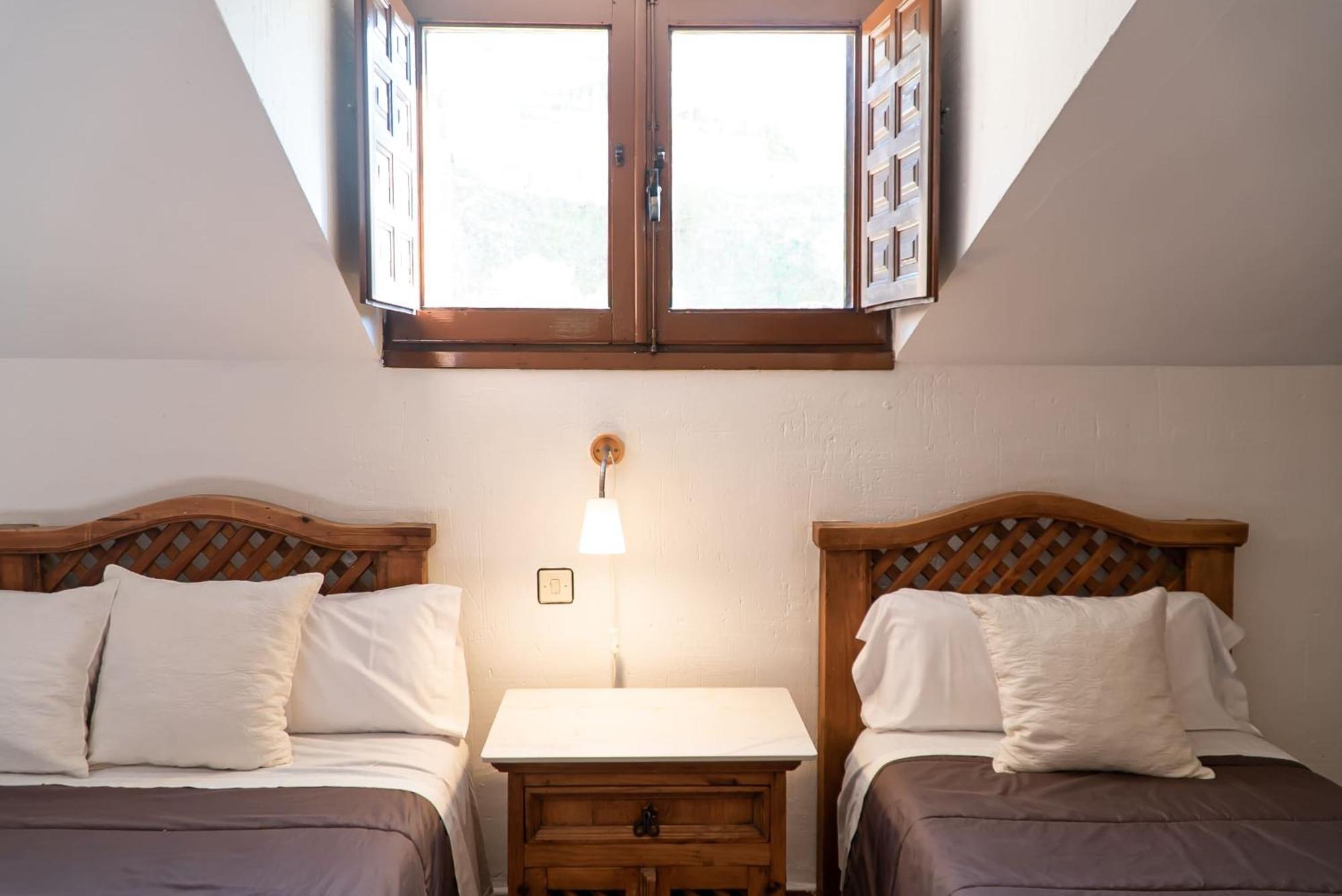 Hostal Posada Huecar เกว็งกา ภายนอก รูปภาพ